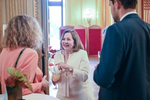 Mary Hofstetter, Caribaea Initiative-Suisse, Consultante