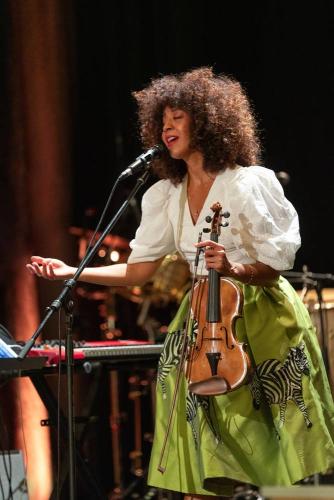 Guest Artist, Yilian Canizares, performing “Habana Bahia”